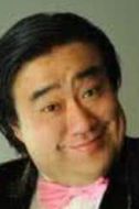 譚振英