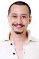 謝崇