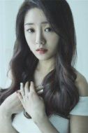 張?jiān)? /><p>張?jiān)?演員:張?jiān)?/p></li><li><img src=