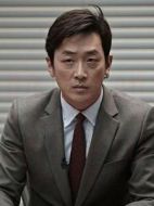 尹英華