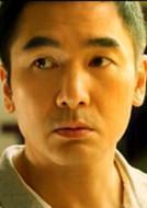 張?bào)? /><p>張?bào)?演員：方中信</p>研究生命學(xué)的科學(xué)家，因父母一直等著抱孫子，而妻子方韻由于種種原因并沒(méi)有要孩子的想法和準(zhǔn)備，為了既不耽誤方韻的工作，又能給父母交上答卷，夫妻倆協(xié)商找人代孕生下自己的孩子。</li><li><img src=
