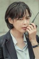 姜?jiǎng)窬? /><p>姜?jiǎng)窬?演員：李荷娜</p></li><li><img src=
