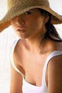 由紀(jì)子